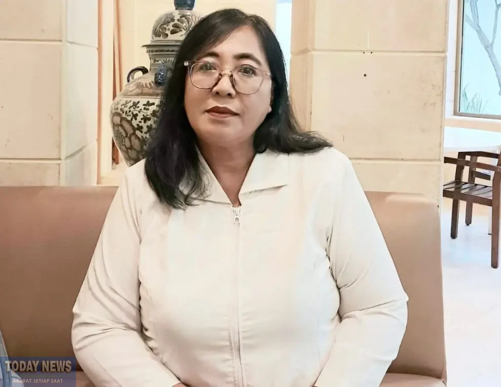 Dosen Fakultas Hukum Universitas Slamet Riyadi, Dr. Agatha Jumiati, S.H, M.H.