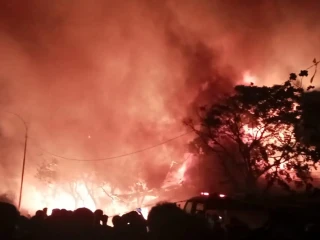 Kios Pedagang Kayu di Sukahaji Kembali Terbakar, Belasan Bangunan Habis Dilalap Api