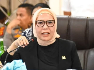 Lola Nelria Oktavia fit and proper tes hakim agung1