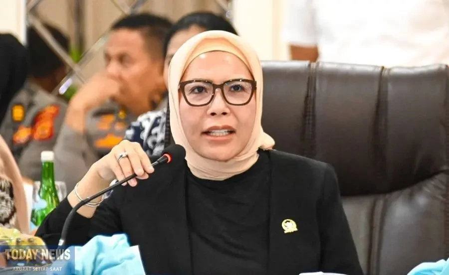 Lola Nelria Oktavia fit and proper tes hakim agung1