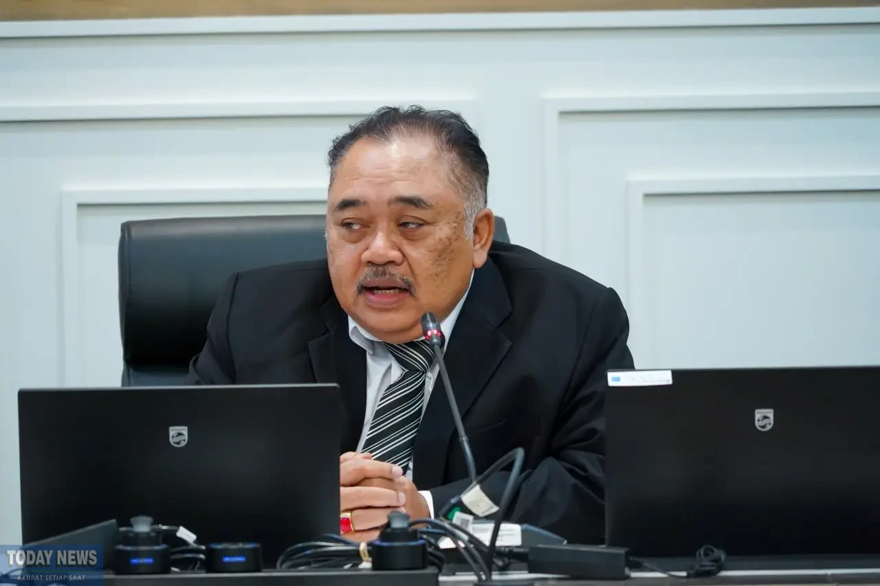 photo_6091518461013068900_y1