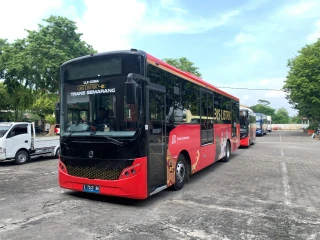 Mulai Diuji Coba, Warga Semarang Bisa Naik Bus Listrik Gratis