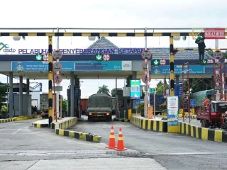 WhatsApp Image 2025-11-12 at 19.23.04