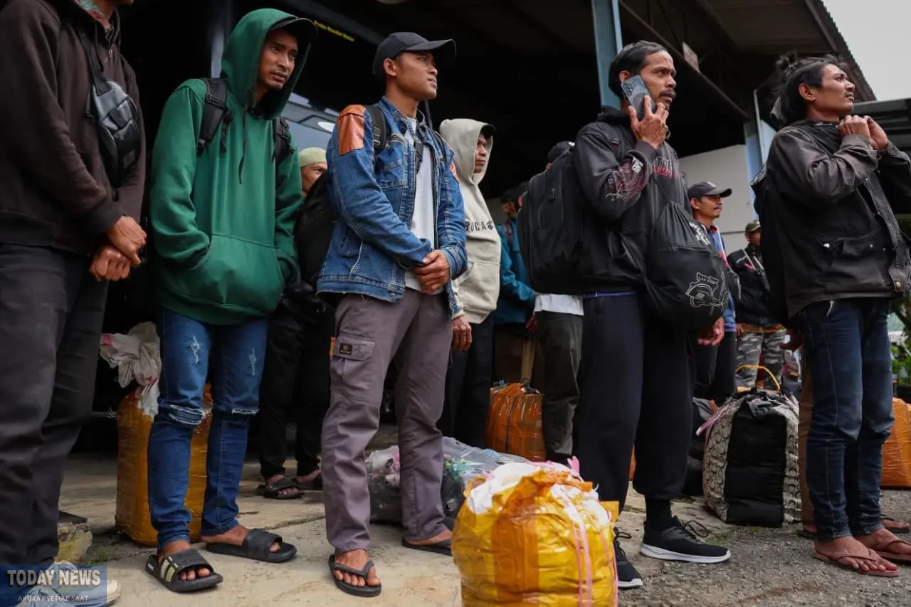 9ae79782-b166-4df3-8906-55ff3803a4a1