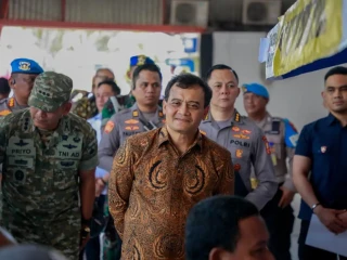 9bcbaa31-c28b-40aa-804b-75adf9e4af03