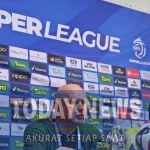 Bojan Hodak Kritik Kepemimpinan Wasit Usai Persib Ditahan Persik