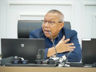 photo_6095708893100051969_y