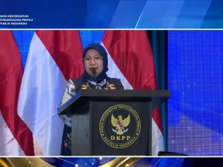 Anggota DKPP RI, Ratna Dewi Petalolo dalam kegiatan pemaparan Laporan Kinerja (Lapkin) DKPP Tahun 2025 di Kabupaten Bandung Barat, Jawa Barat, Senin (8/12/2025)