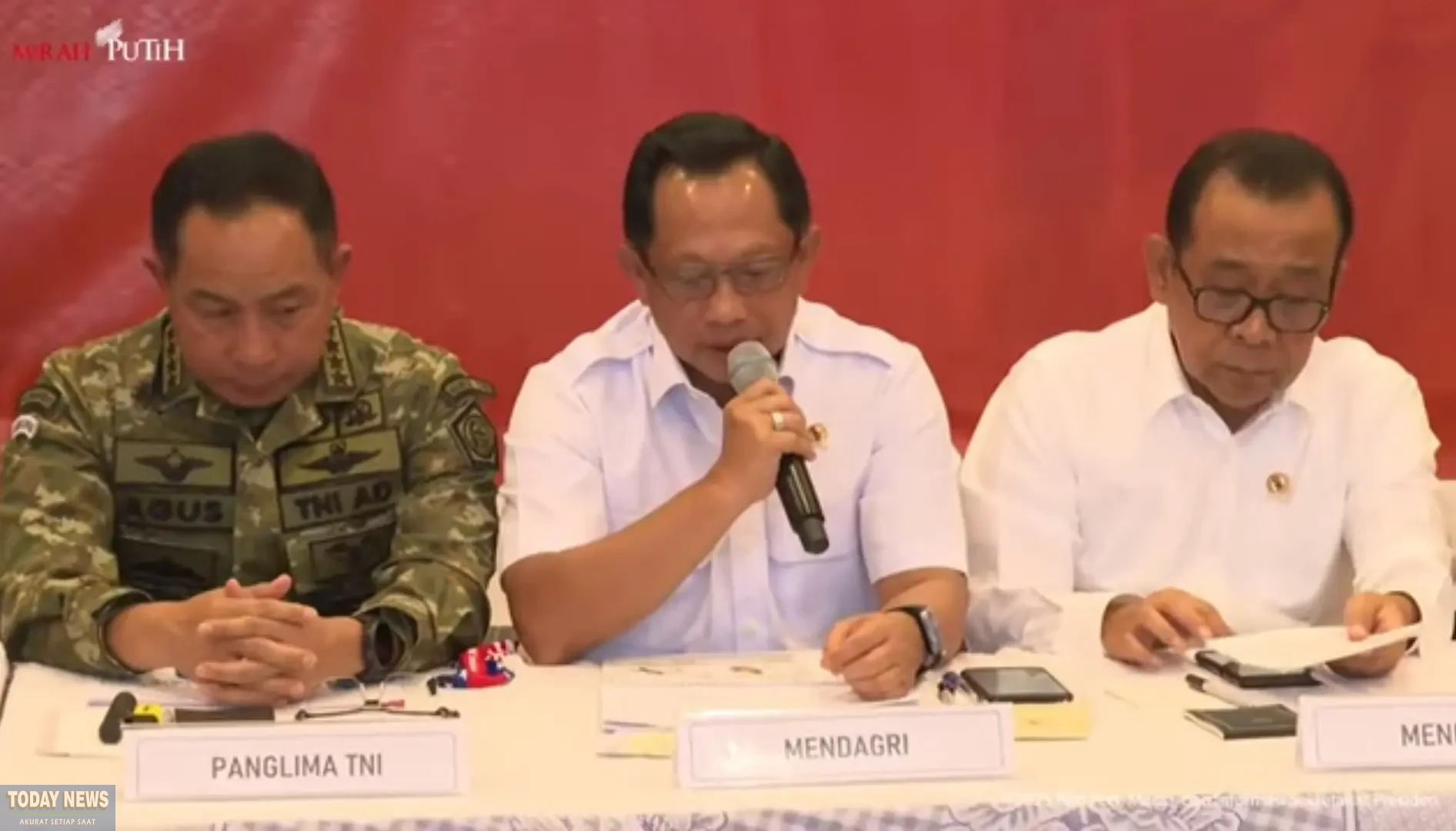 Screenshot_20251219_163958_YouTube