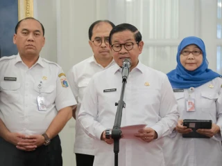 siaranpers_pemprov_dki-20251224154241_hjgwv4_516