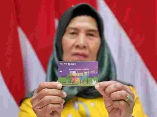 Pemprov DKI Salurkan Bansos Desember 2025, Lansia dan Disabilitas Jadi Prioritas