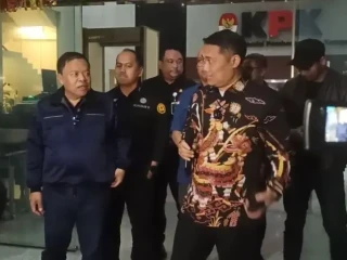 VideoCapture_20251219-134338