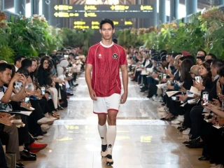 Mills, Sarinah, dan Didit Hediprasetyo Persembahkan Jersey Ikonik untuk Tim Indonesia di SEA Games 2025