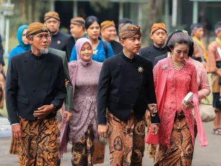 f49262eb-f476-4075-932f-de00d46414cd