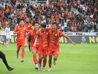 Persija Kalahkan Persijap 2-0 dan Naik ke Posisi Kedua Klasemen