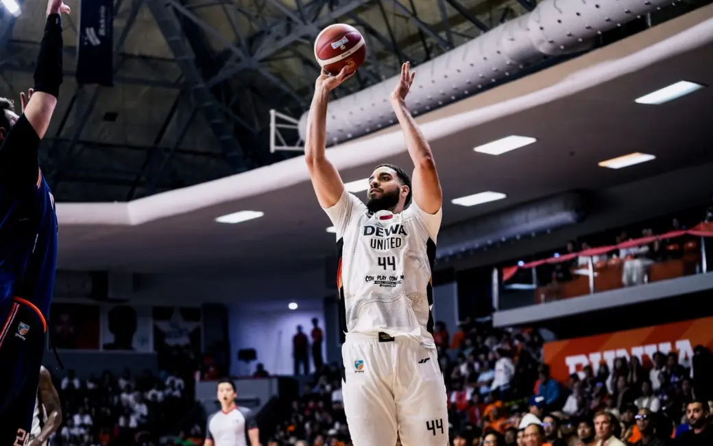 Joshua Ibarra pemain basket Dewa United Banten