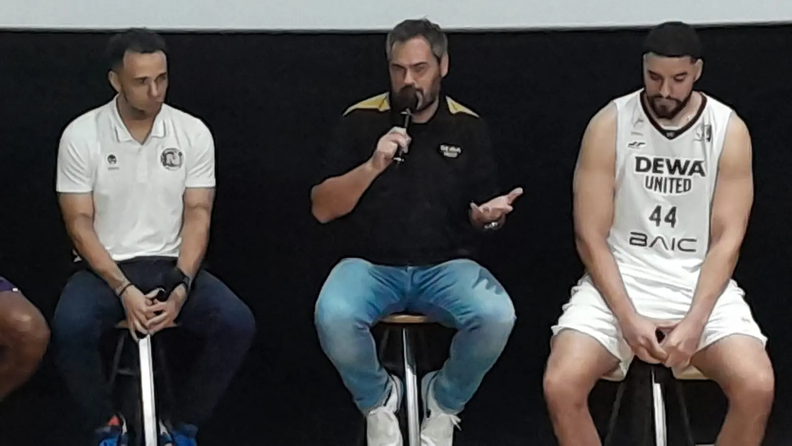 Head Coach Dewa United Agustin Julbe Bosch kembali akan menurunkan para pemain kuncinya seperti Arki Dikania Wisnu, Rio Disi, Patrick Nicholas, Jordan Adams, dan Joshua Ibarra