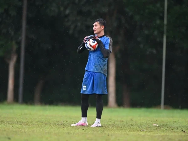 PSIS Semarang Rekrut Mario Londok