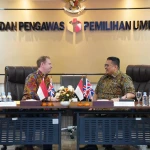 Ketua Bawaslu Rahmat Bagja saat menerima delegasi CIMD Matthew Downing di Kantor Bawaslu