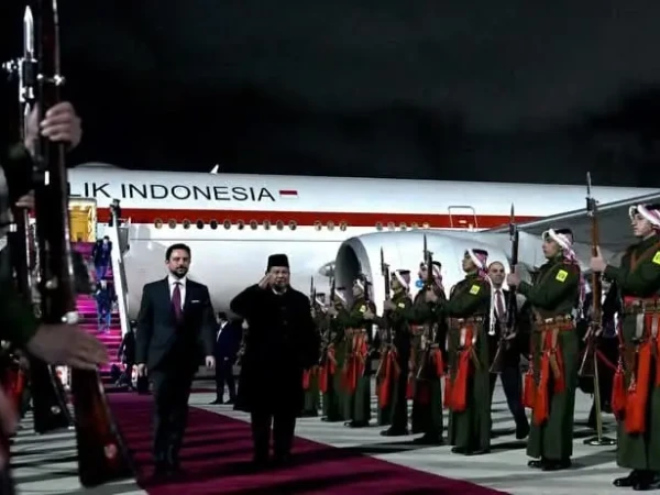 Prabowo Lanjutkan Lawatan ke Yordania untuk Bertemu Raja Abdullah II