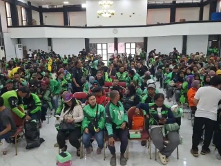 OJOL-Ratusan-driver-ojol-bakal-dapat-jaminan-sosial-dari-BPJS-Ketenagakerjaan-di-GOR-Otista