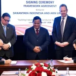 prabowo-saksikan-kerja-sama-danantara-dengan-arm-limited-1771881247254_169