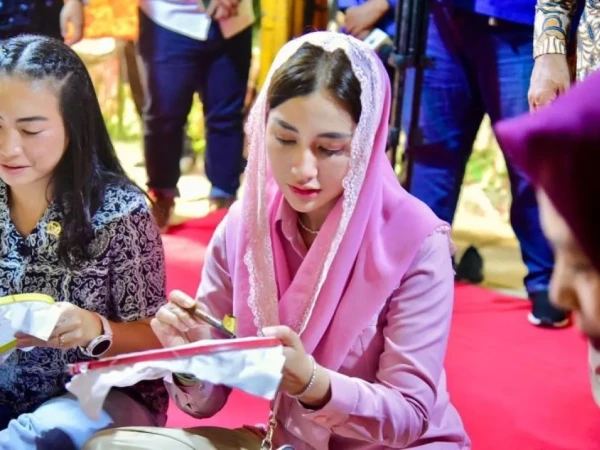 Komisi VII Soroti Pentingnya Penguatan Industri Nasional di Tengah Persaingan Global