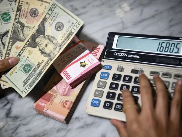 Rupiah Terancam Melemah Seiring Skeptisisme Perdamaian AS-Iran