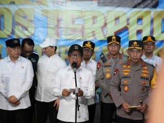 Menteri Koordinator Bidang Pembangunan Manusia dan Kebudayaan (Menko PMK) Pratikno