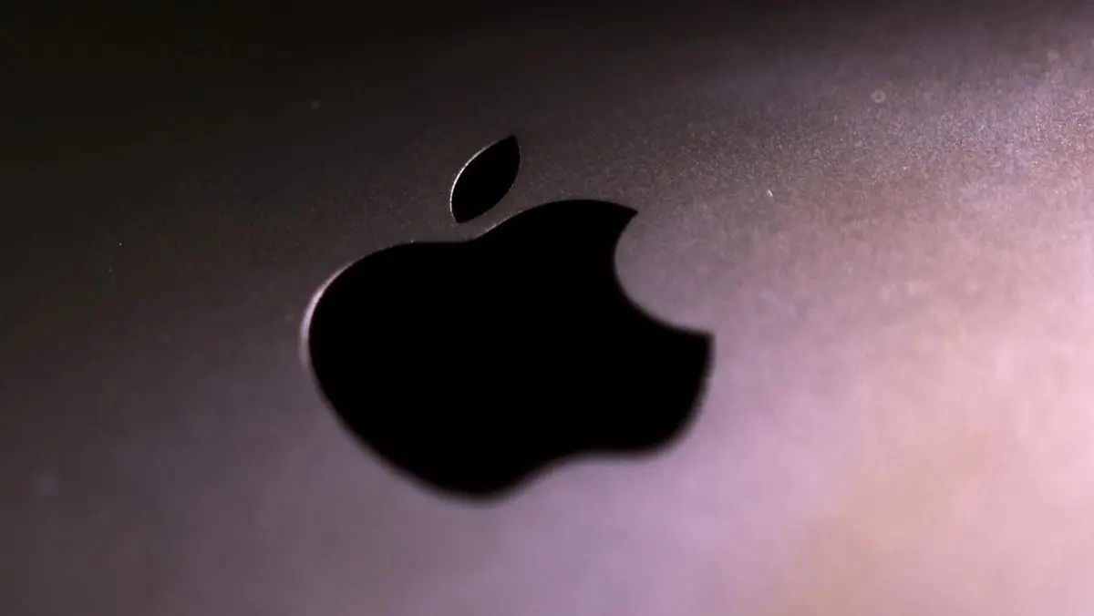 logo-apple-reutersdado-ruvic-1764681382564_169
