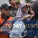 Baznas Jelaskan Hukum Bayar Zakat Fitrah Pakai Uang Hasil Hutang