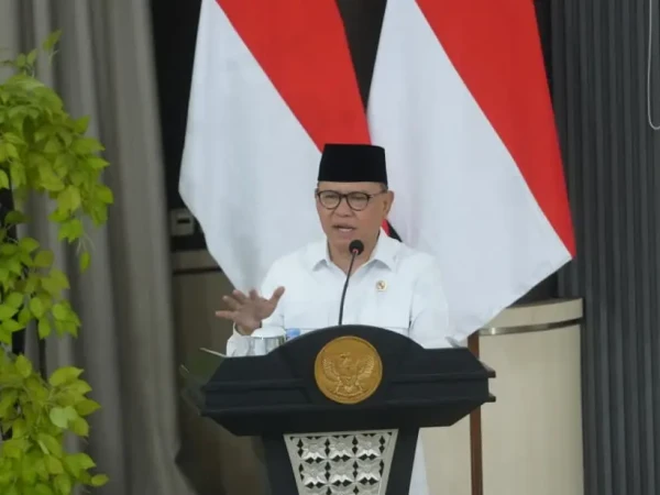 ​Ingatkan Etos Kerja di Korea, Menteri Mukhtarudin: Jaga Nama Baik Bangsa dan Jauhi Judi Online