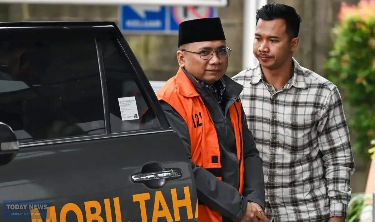 yaqut-cholil-qoumas-kembali-ke-tahanan-kpk-2760202