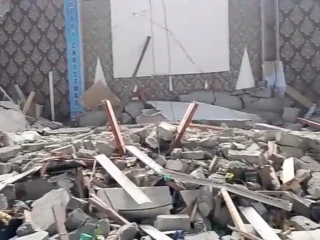 007925000_1775099333-1001078850