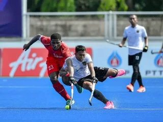 Para pemain Timnas Hockey Putra Indonesia sudah tampil maksimal menghadapi Oman pada laga kedua Pool A Kualifikasi Asian Games 2026 di Royal Thai Air Force Hockey Field Bangkok, Thailand, Jumat (3/4/2026). (PP FHI)