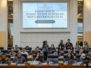 Antisipasi Konflik Timur Tengah, Menpar Widiyanti Paparkan Penyesuaian Strategi dengan Pergeseran Target Pasar