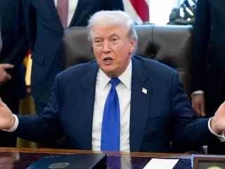 Beberapa jam sebelum tenggat waktu ultimatum untuk menyerang Iran dengan hebat, Presiden Amerika Serikat Donald Trump menyerah dengan mengumumkan persetujuan gencatan senjata. (Ist)