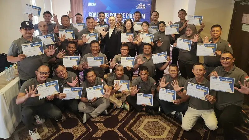 Instruktur UIPM Jasper Liu bersama peserta CCP Level 2. (Ist)