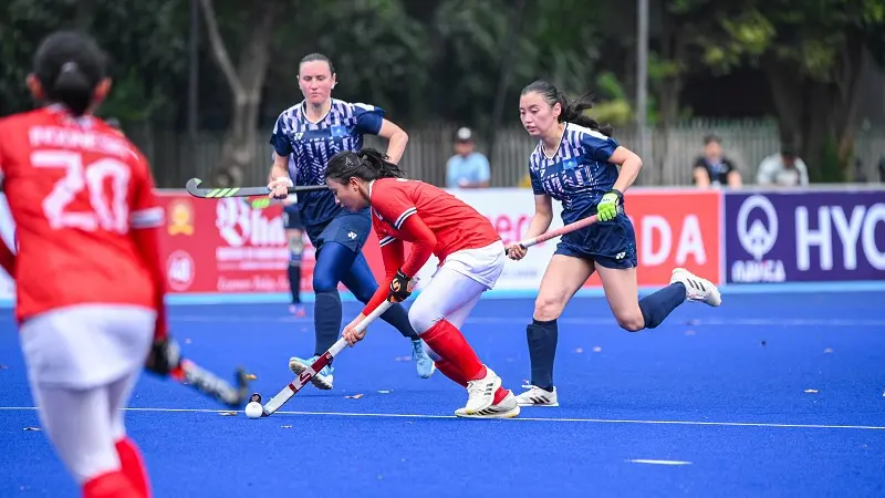 Timnas Hockey Field Putri Indonesia membuka penampilan dengan kemenang atas Kazakhstan pada laga Babak Kualifikasi Asian Games 2026 di Stadion Hockey Gelora Bung Karno (GBK) Senayan, Jakarta, Kamis (23/4/2026). (PP FHI)
