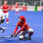 Pelatih Muhamad Dhaarma Raj tetap memberi apresiasi terhadap perjuangan keras para pemain Timnas Hockey Field Indonesia dalam menghadapi Chinese Taipei pada semifinal kualifikasi Asian Games 2026 di Senayan, Jakarta, Selasa (28/4/2026). (PP FHI)