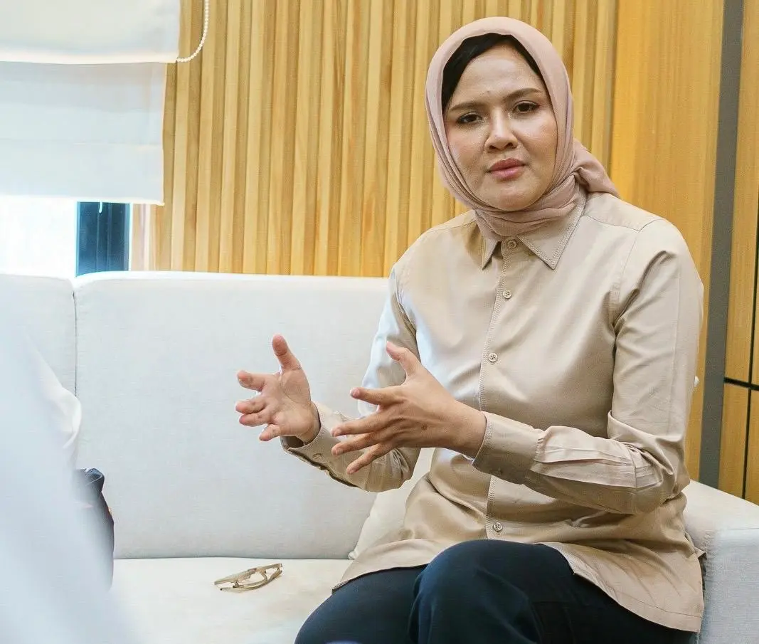 6dc8b052-a7b3-4acc-b2e9-e5f281ca8199