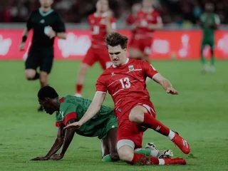 Comeback stronger, @maurozijlstra! ✊#Persija