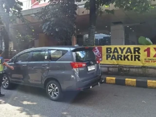 Hentikan Parkir Liar di Blok M, Warga Diminta Tak Beri Tip ke Jukir