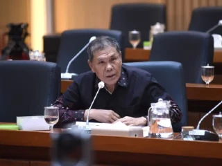 ke-komisi-v-dpr-ri-ahmad-safei-fokus-tangani-infrastruktur-dan-perhubungan-di-sultra-6OVz4EauJc