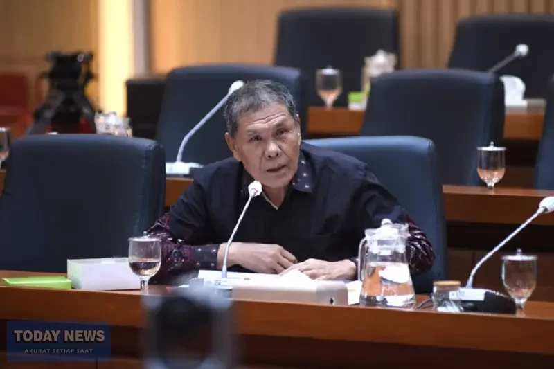 ke-komisi-v-dpr-ri-ahmad-safei-fokus-tangani-infrastruktur-dan-perhubungan-di-sultra-6OVz4EauJc