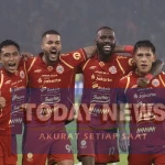 Persija vs Persebaya (2)