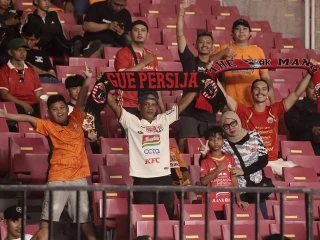 The Jakmania (3)