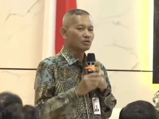 VideoCapture_20260422-125938