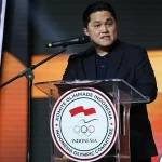 Menteri Pemuda dan Olahraga (Menpora), Erick Thohir memberikan sambutan pada pembukaan Rapat Anggota Komite Olimpiade Indonesia (NOC Indonesia) tahun 2026 di Ballroom Fairmont Hotel, Senayan, Jakarta, Sabtu (9/5/2026). (NOC Indonesia/ Naif Muhammad Al-As)