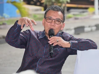 Anggota_Komisi_XI_DPR_RI_Musthofa_saat_mengikuti_kunjungan_spesifik_komisi_XI_dalam_rangka_meninjau_20260524140321